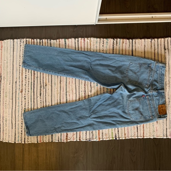 Levi’s wedgie fit - Picture 2 of 3